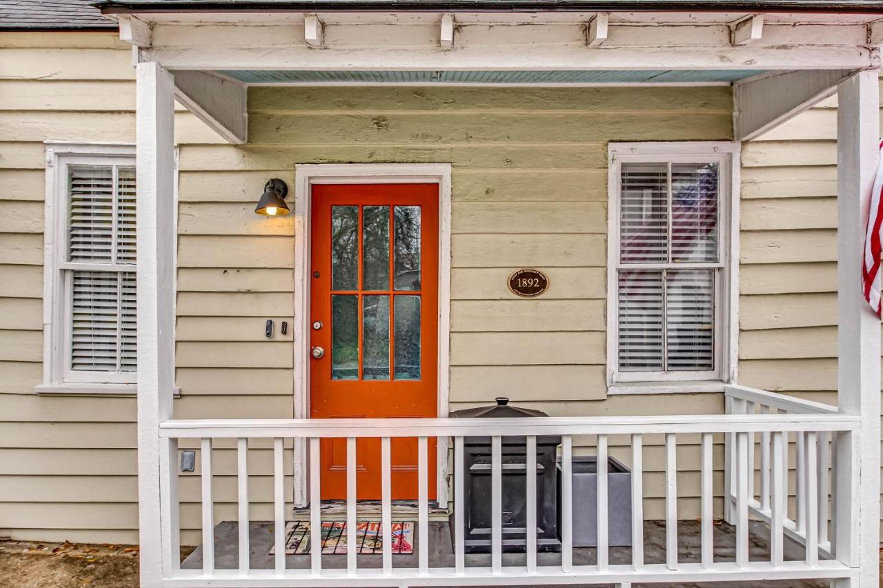 130 Y O Historic Savannah Cottage Off Forsyth Park 外观 照片