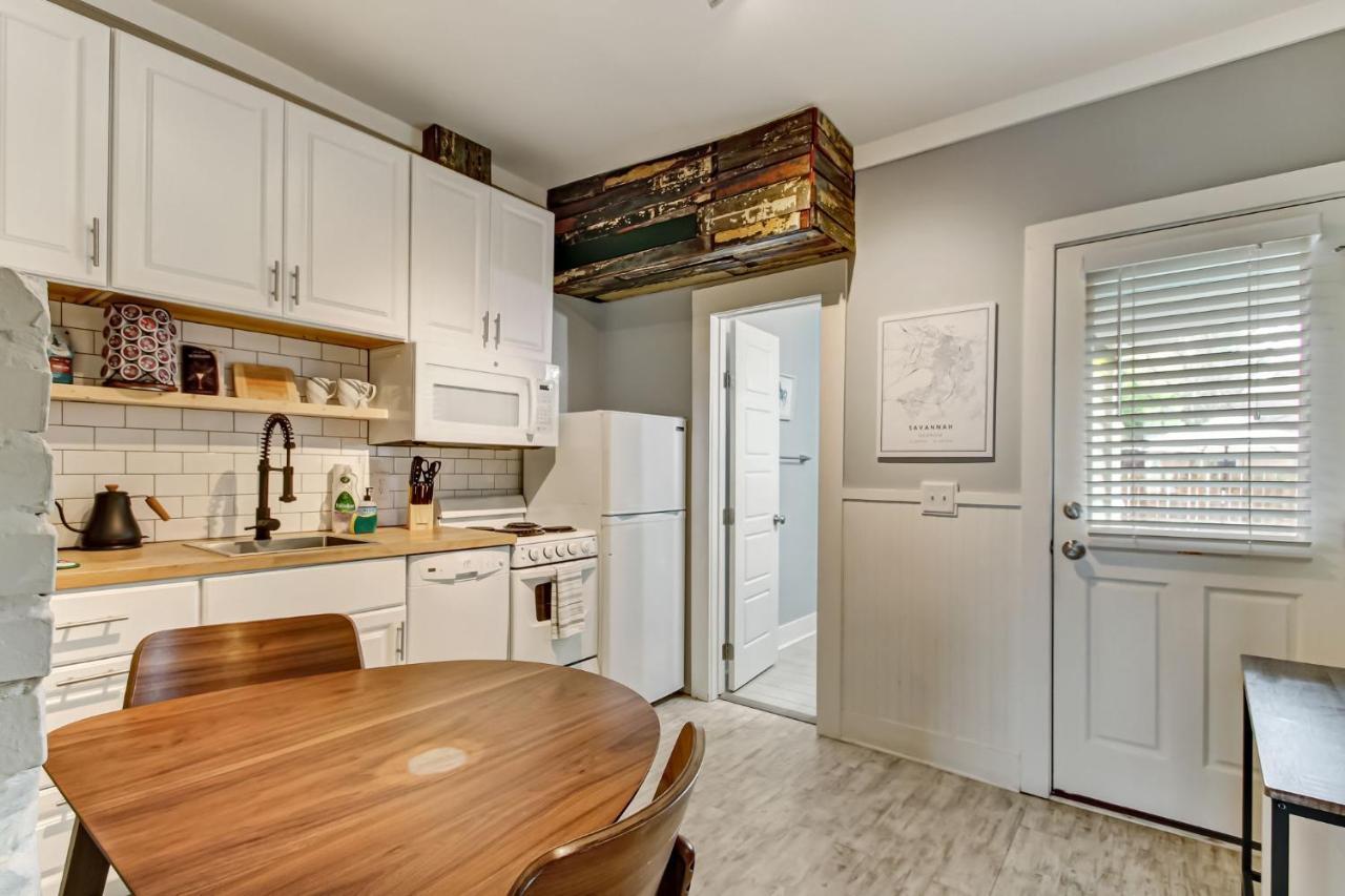 130 Y O Historic Savannah Cottage Off Forsyth Park 外观 照片